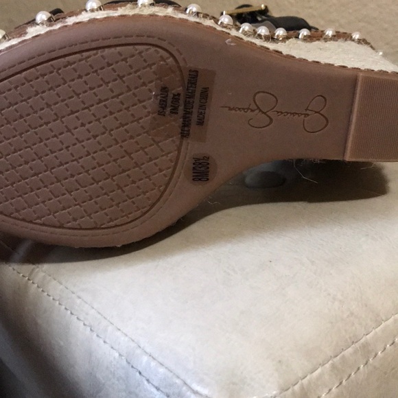 Shoes - Picture 2 of 2